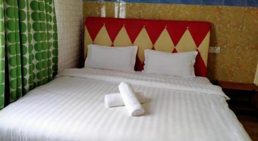 ספאנג Hotel Zamburger Enstek מראה חיצוני תמונה