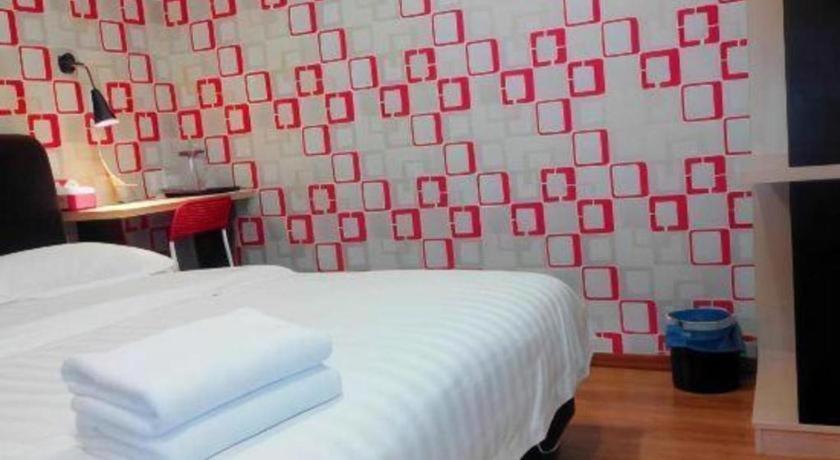 ספאנג Hotel Zamburger Enstek מראה חיצוני תמונה