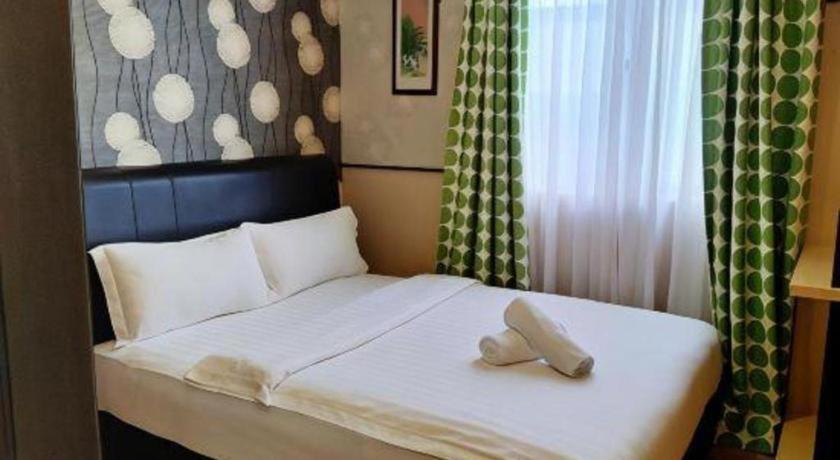 ספאנג Hotel Zamburger Enstek מראה חיצוני תמונה